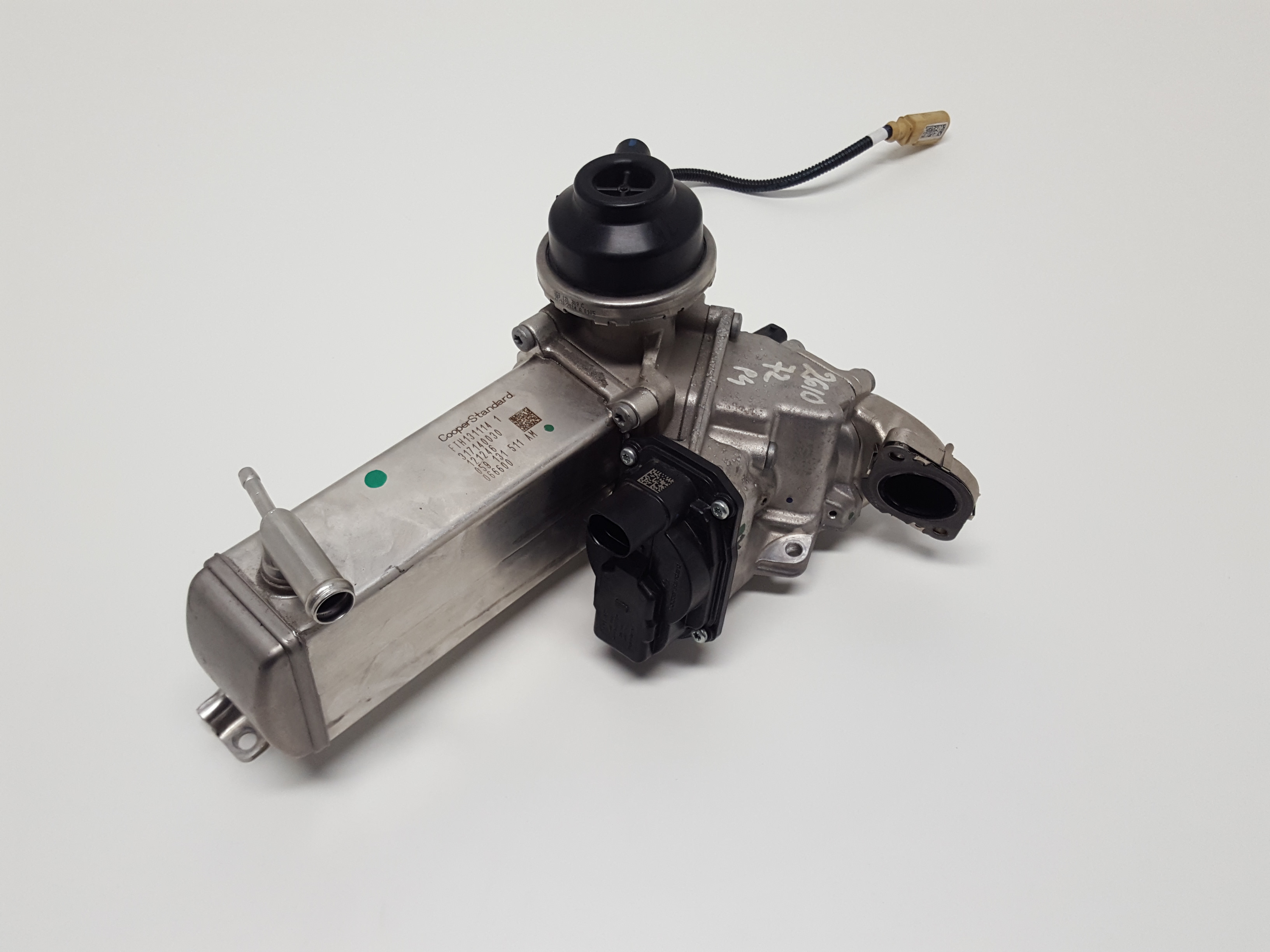 Original Audi q7 4m TDI EGR Cooler Valve Exhaust Gas Recirculation